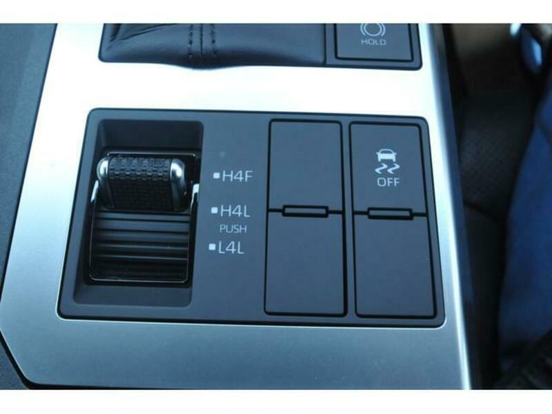 LAND CRUISER 250