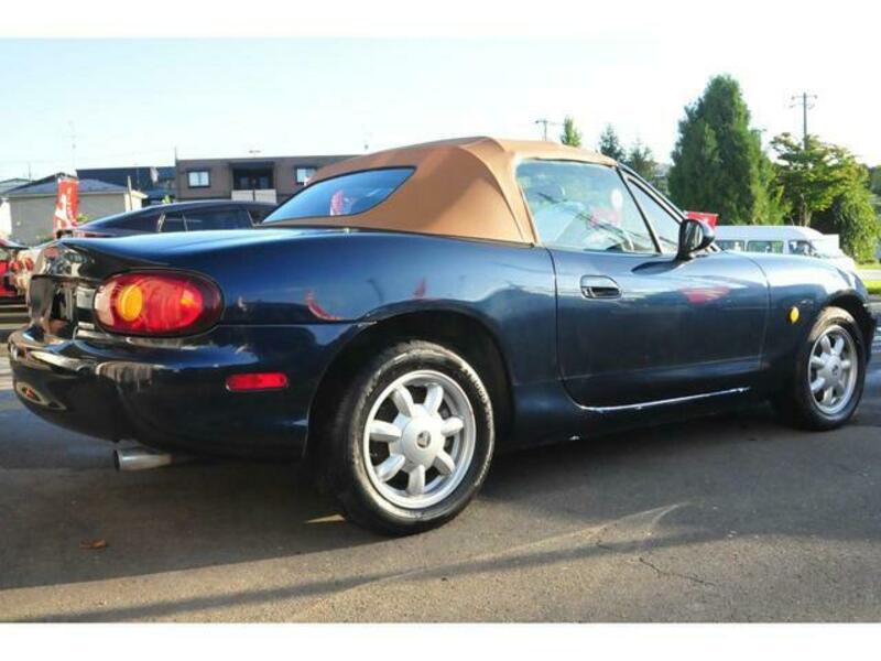 ROADSTER