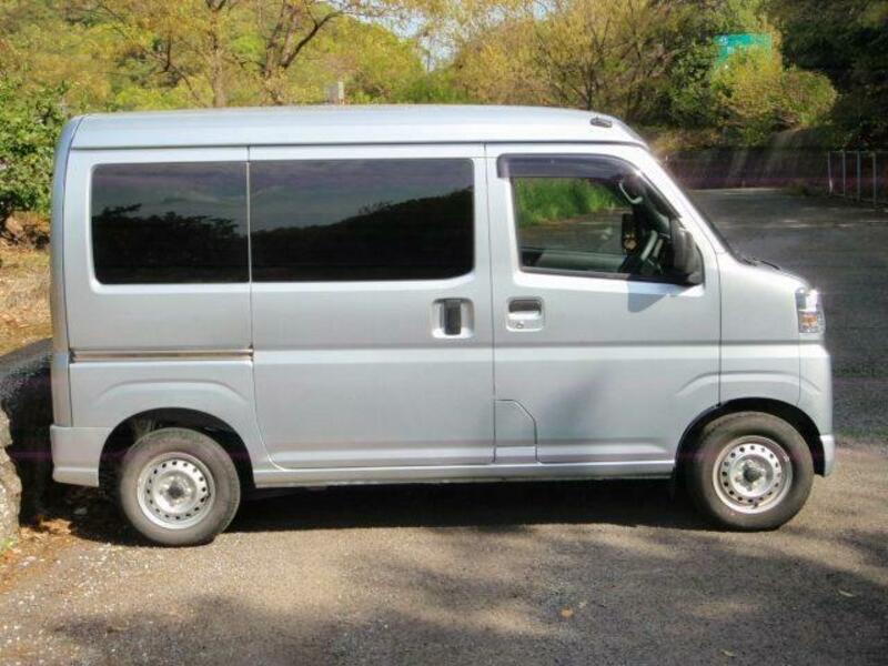 PIXIS VAN