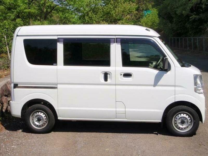 MINICAB VAN