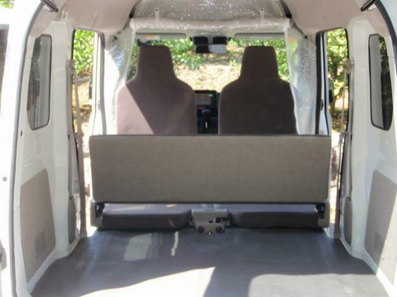 MINICAB VAN