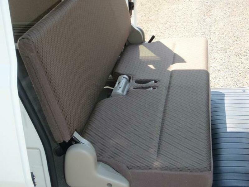 MINICAB VAN