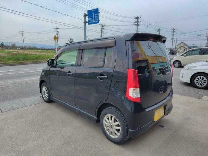 WAGON R