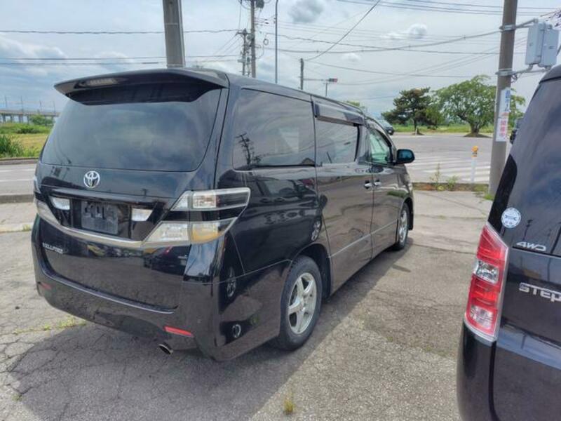 VELLFIRE