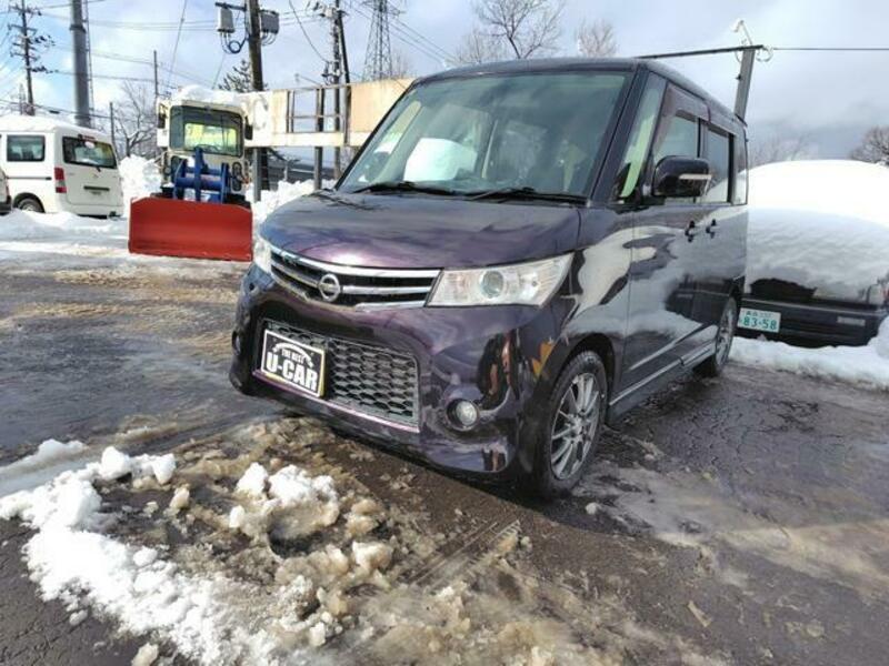 NISSAN ROOX