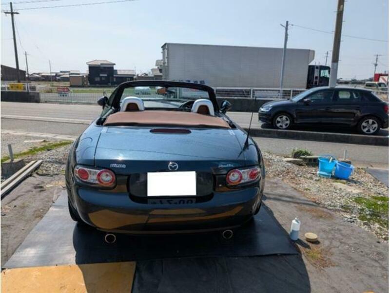 ROADSTER