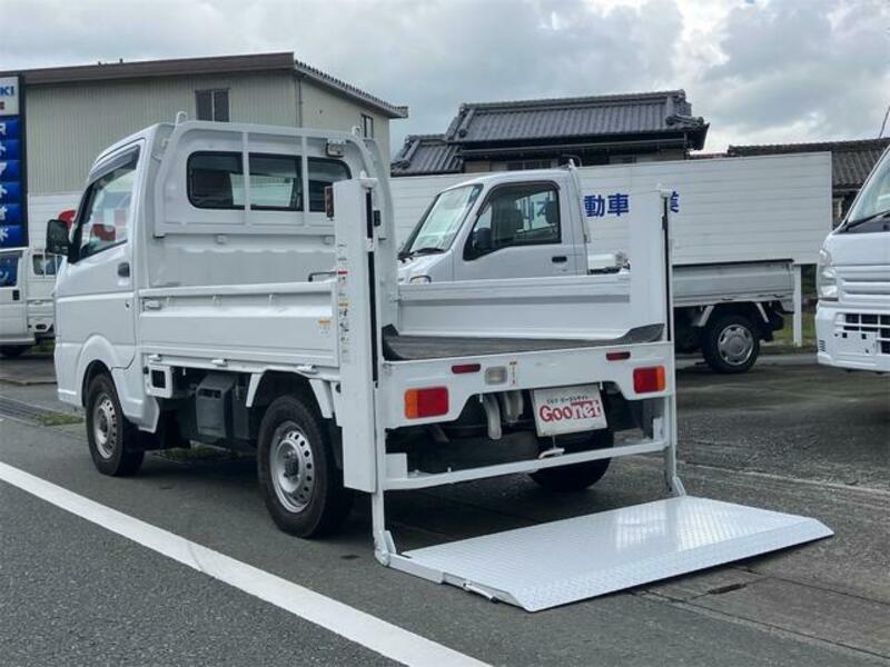 CARRY TRUCK