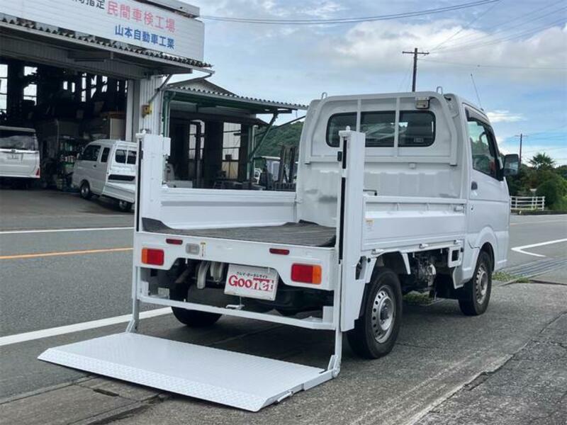 SUZUKI CARRY TRUCK