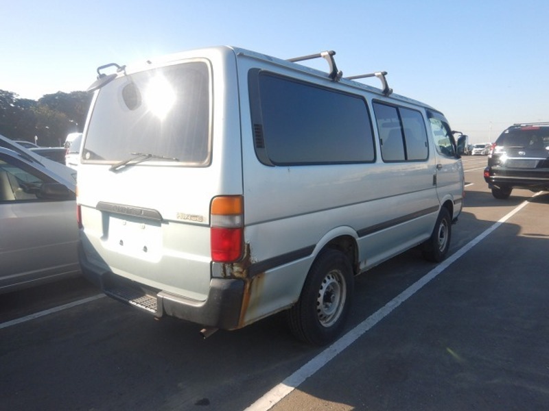 HIACE VAN