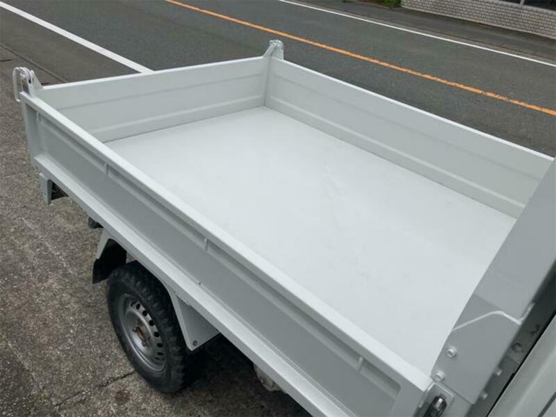 MINICAB TRUCK