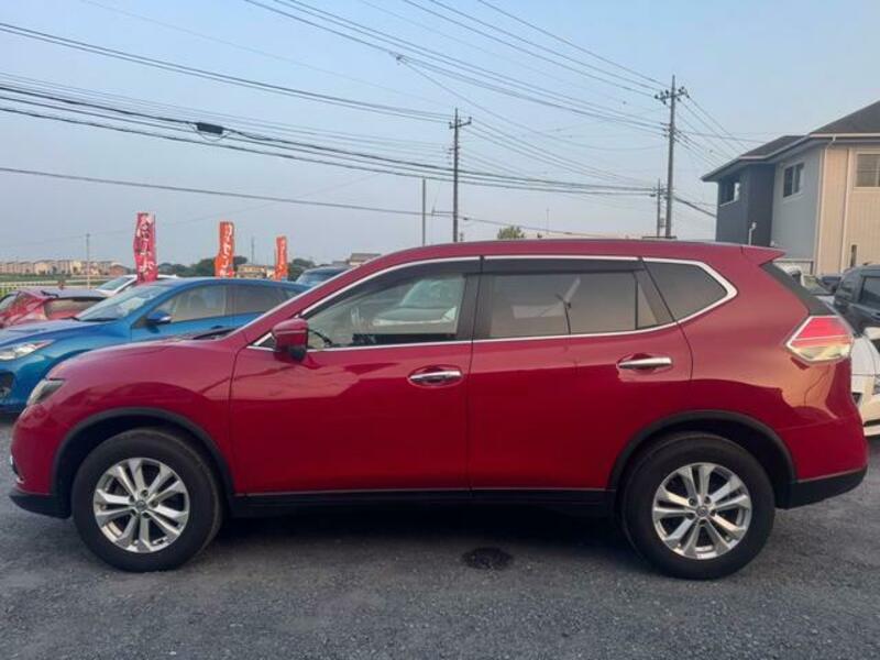 X-TRAIL