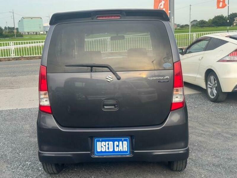 WAGON R
