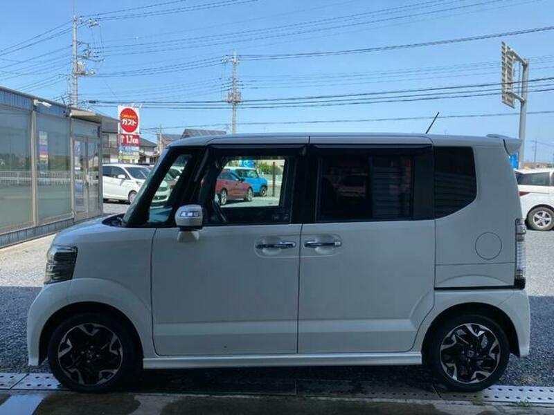 N BOX CUSTOM