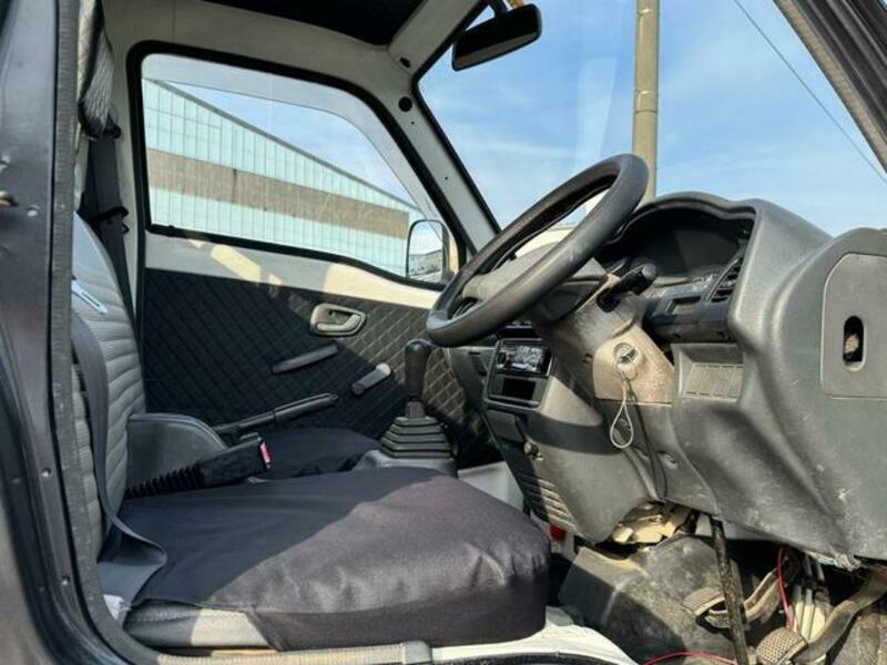 CARRY TRUCK