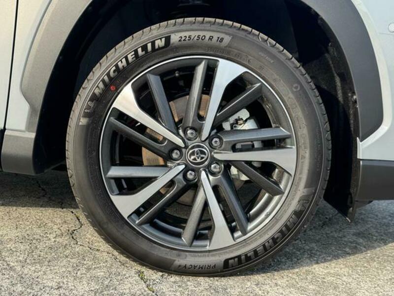 COROLLA CROSS