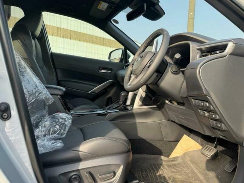 COROLLA CROSS
