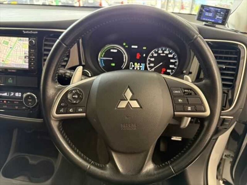 OUTLANDER PHEV