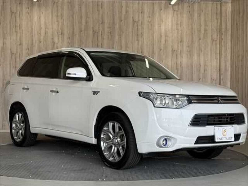 OUTLANDER PHEV
