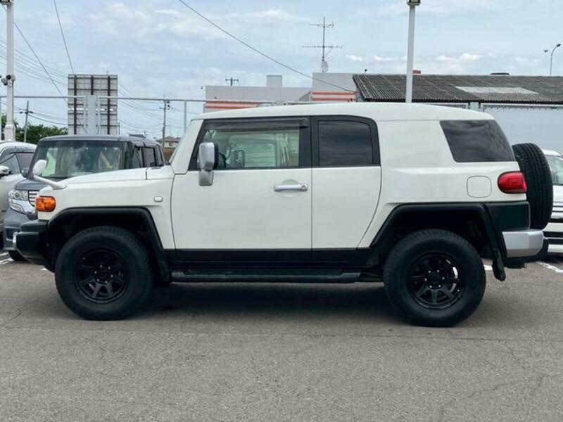 FJ CRUISER