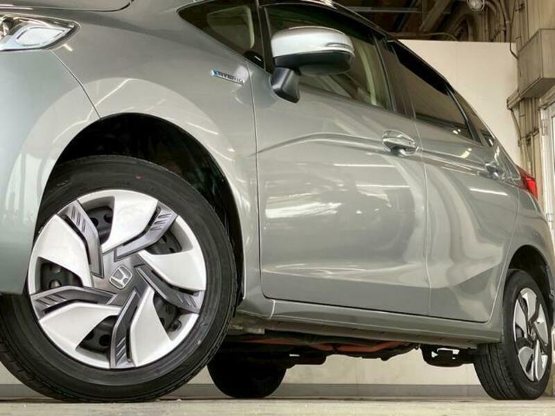 FIT HYBRID