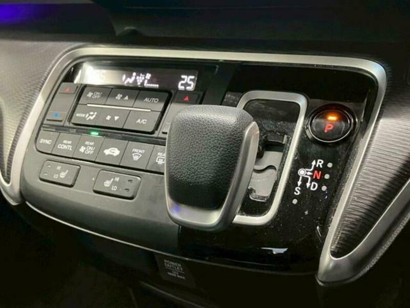 STEPWAGON SPADA