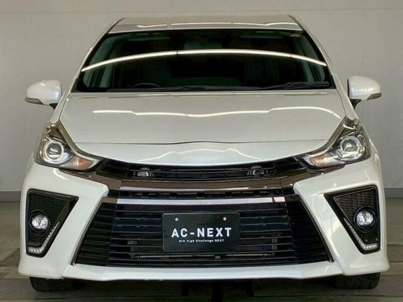 PRIUS ALPHA