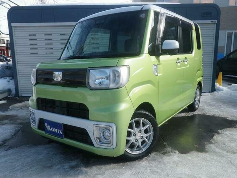 DAIHATSU WAKE