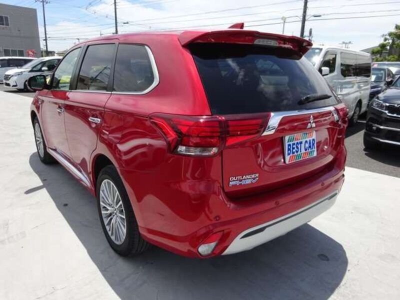 OUTLANDER PHEV