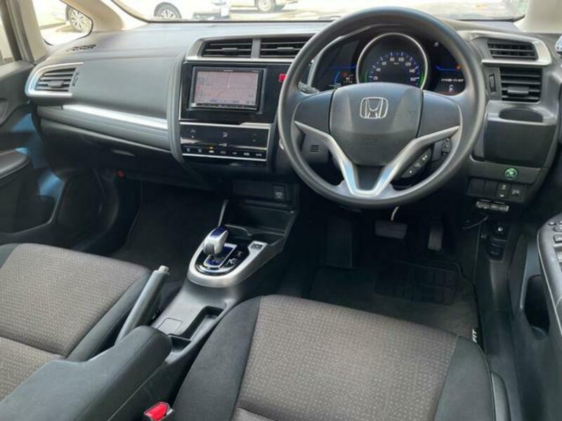 FIT HYBRID