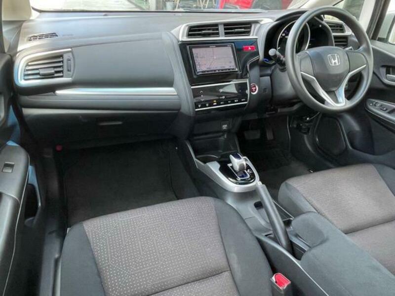 FIT HYBRID