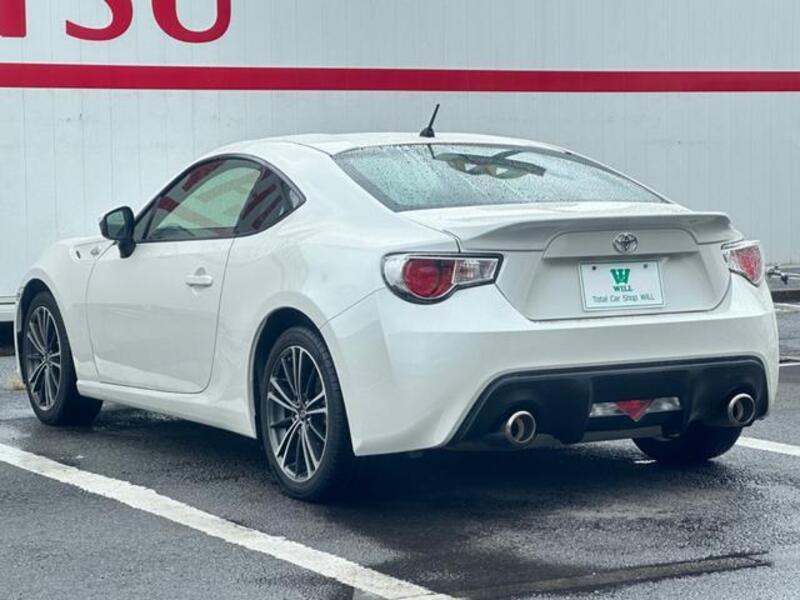 86