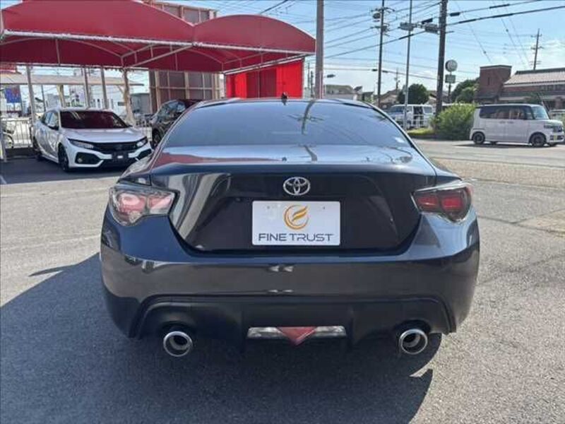 86