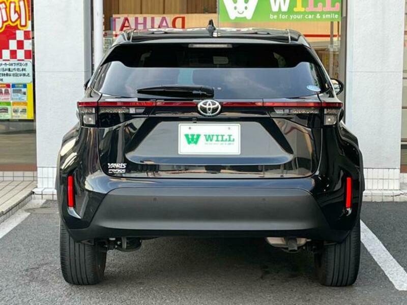 YARIS CROSS