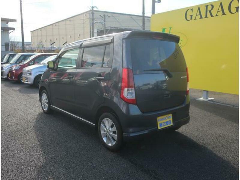 WAGON R