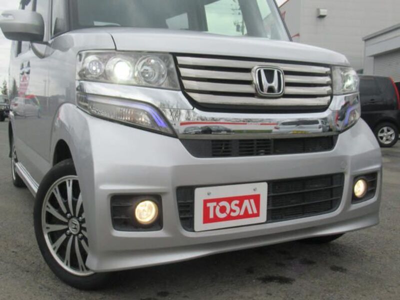 N BOX CUSTOM