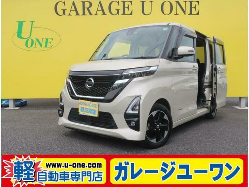 NISSAN ROOX