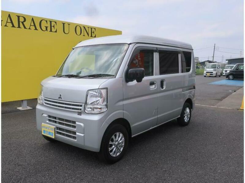 MINICAB VAN