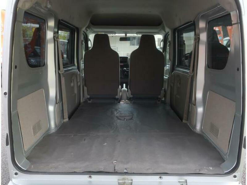 MINICAB VAN