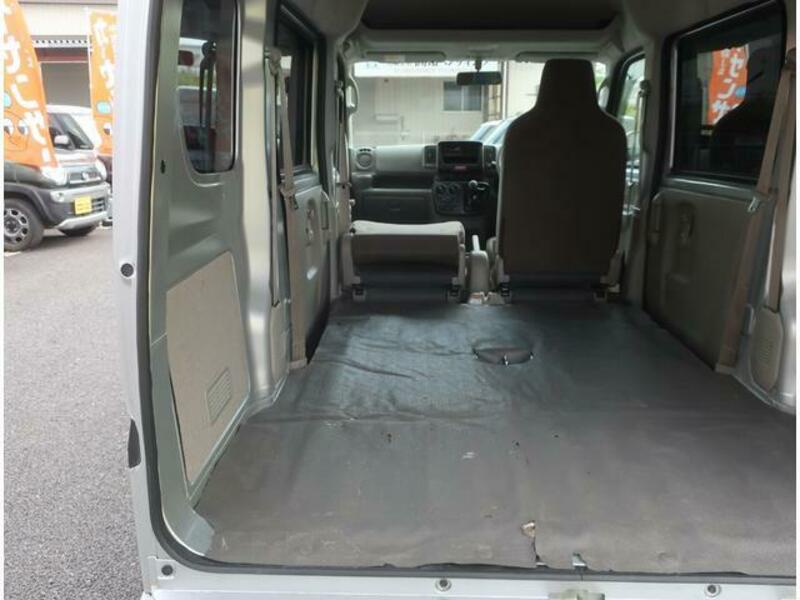 MINICAB VAN