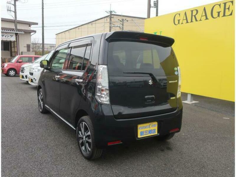WAGON R