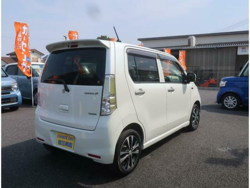 WAGON R