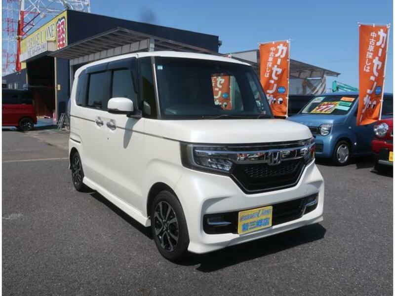 N BOX CUSTOM
