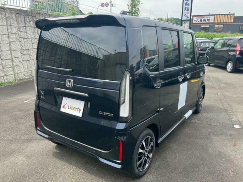 N BOX CUSTOM