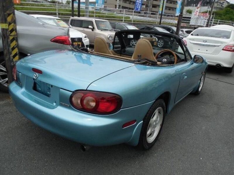 ROADSTER