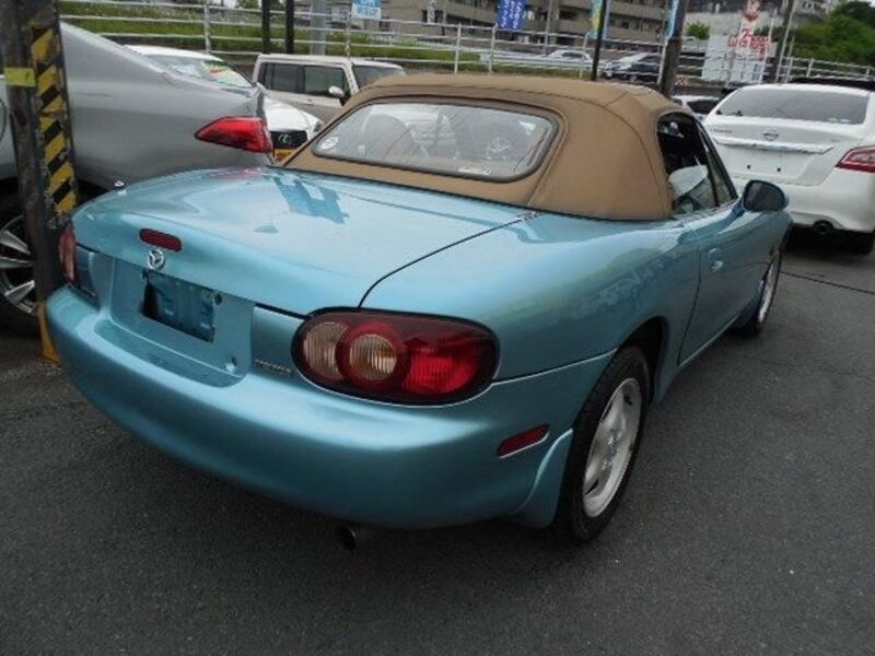 ROADSTER