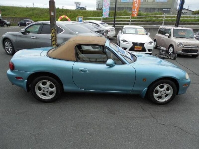 ROADSTER