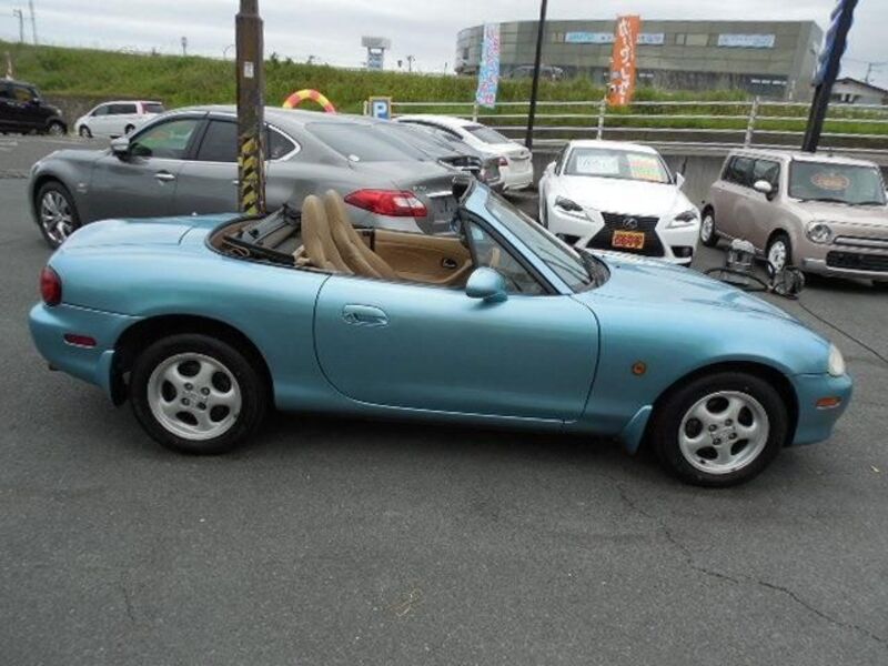 ROADSTER