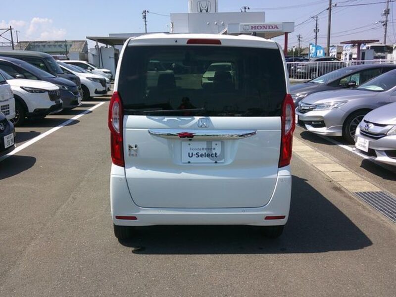 N BOX