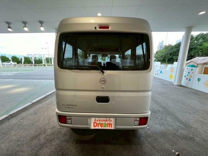 CLIPPER VAN