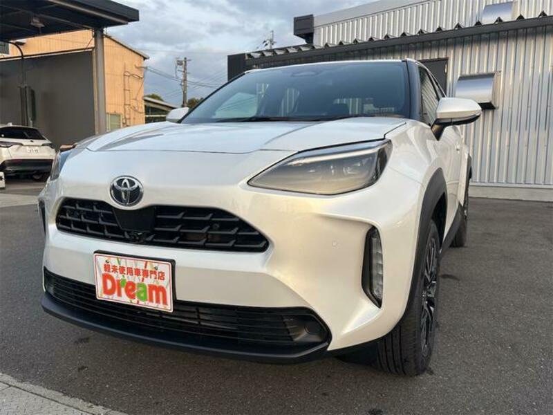 YARIS CROSS